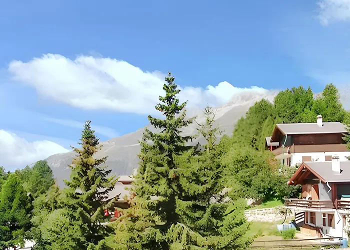 Cozy In 80 M² With Mountain View Daire Bellwald